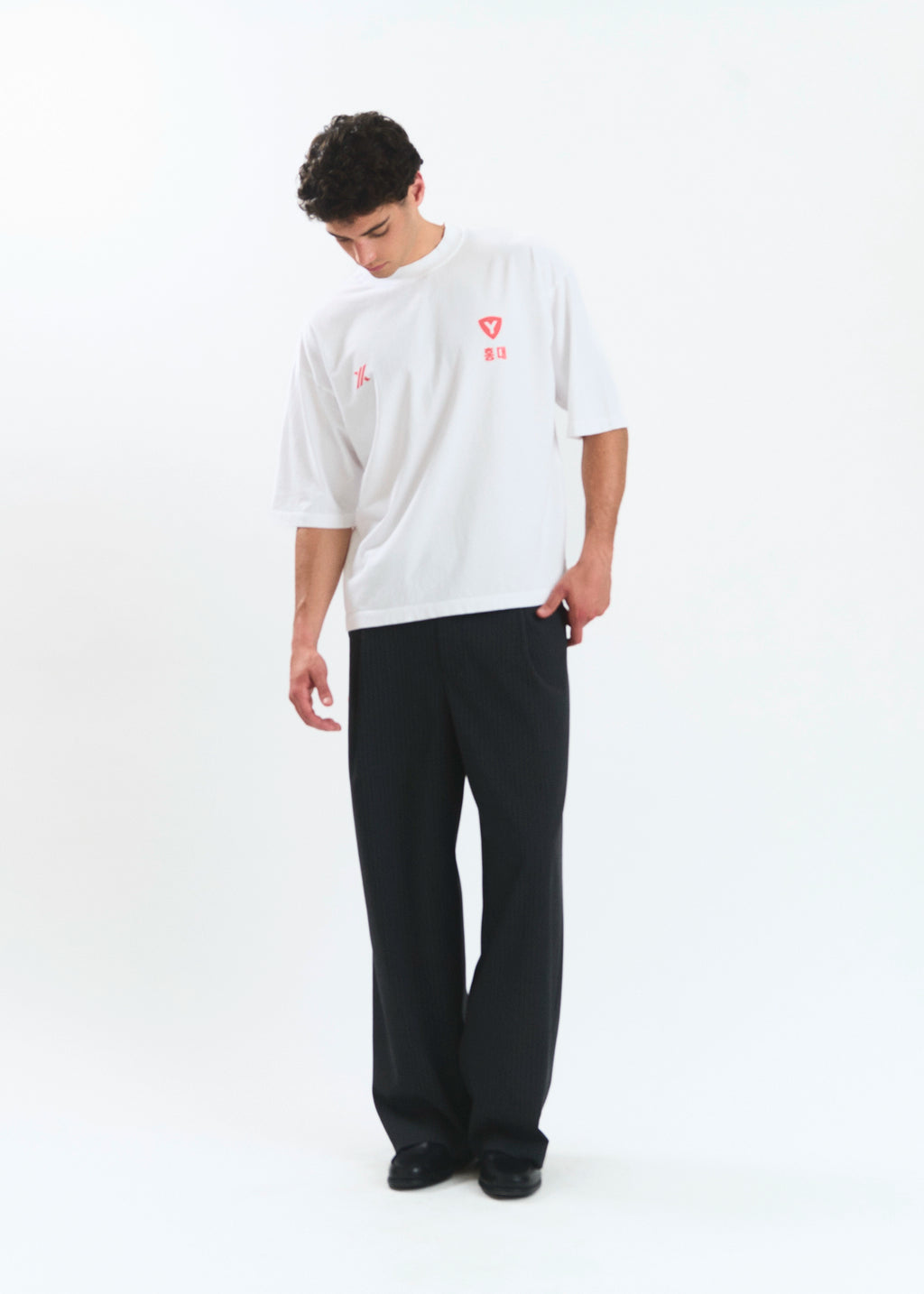 Yuxus Acorn Hongdae Tee