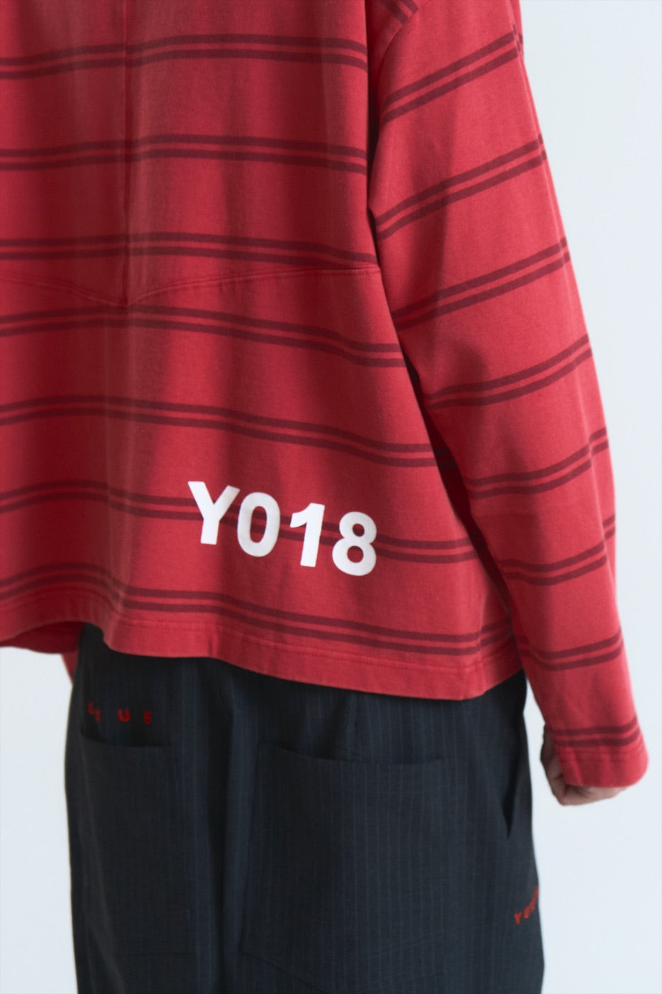 Yuxus Crater Red Long Sleeve