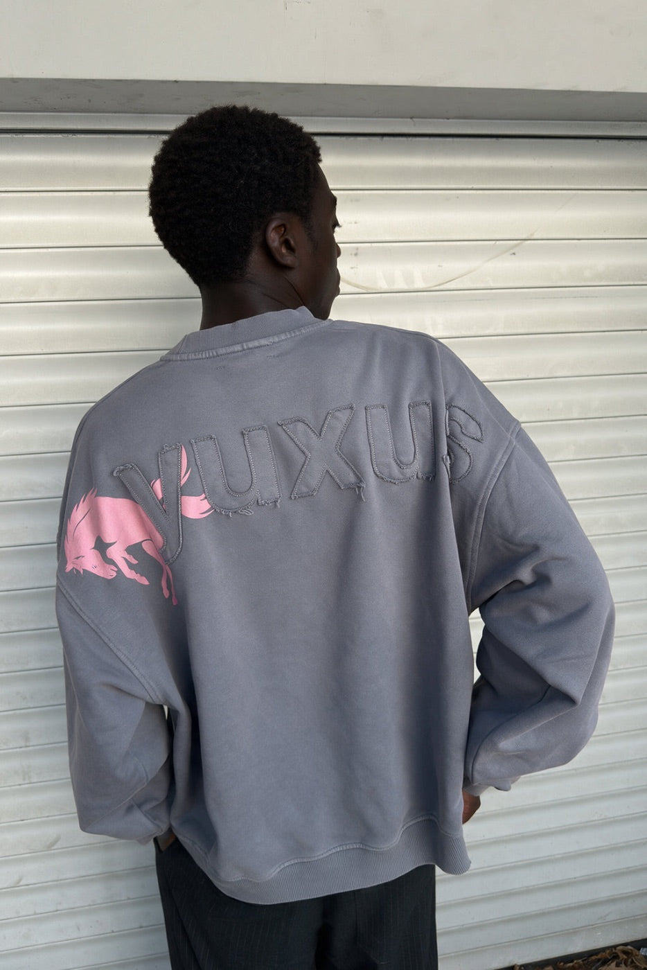 Yuxus Neat Grey Crewneck